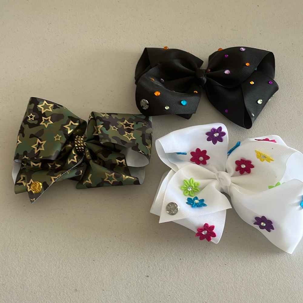 3 Jojo Siwa Large Bows